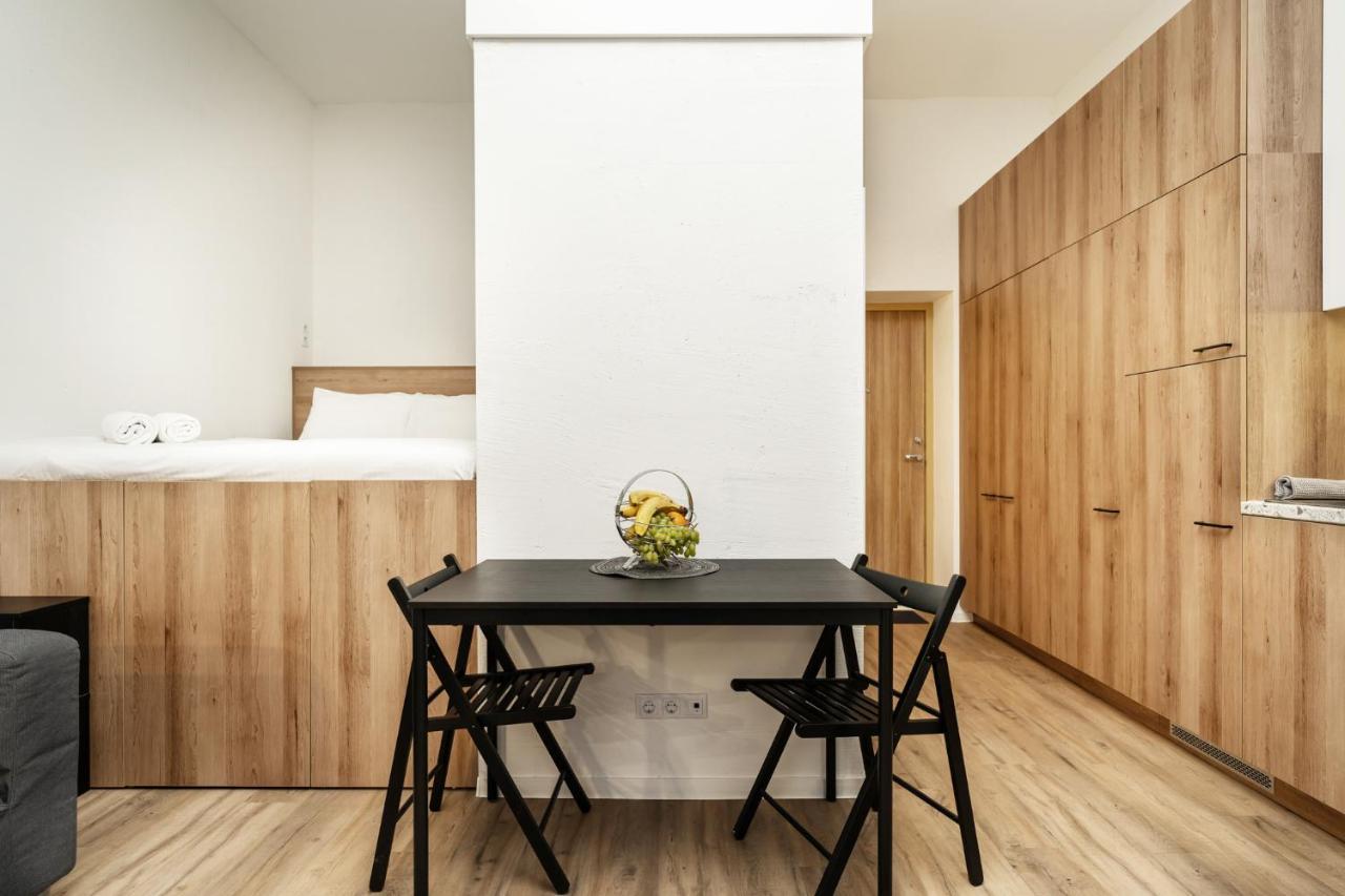 Air 203 Apartment