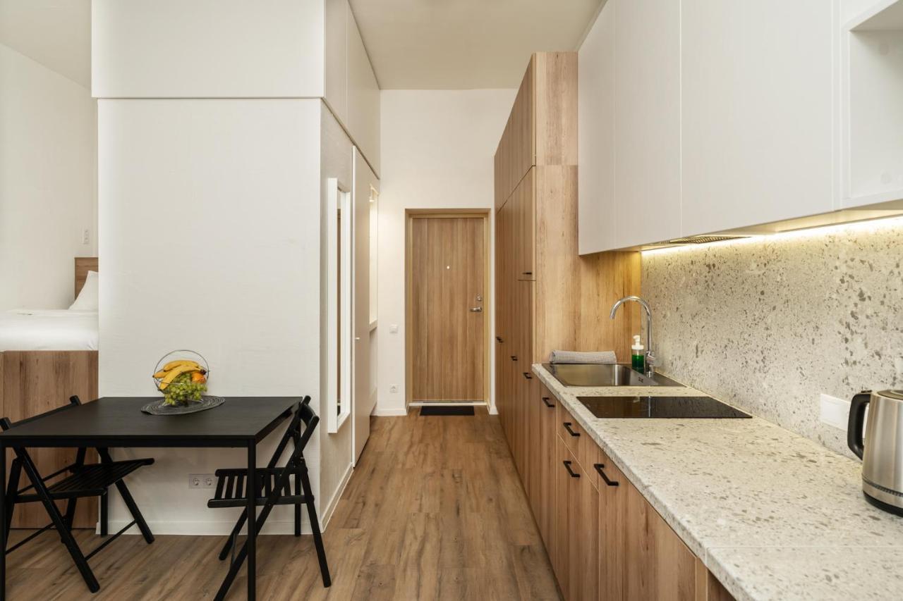 Air 203 Apartment *